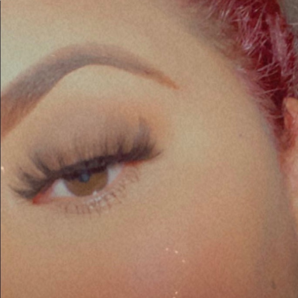 Lashes , STYLE : TEASE